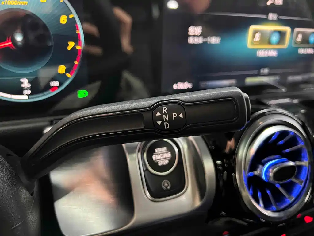 MERCEDES BENZ GLB 2020