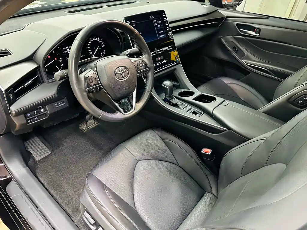 TOYOTA AVALON 2021