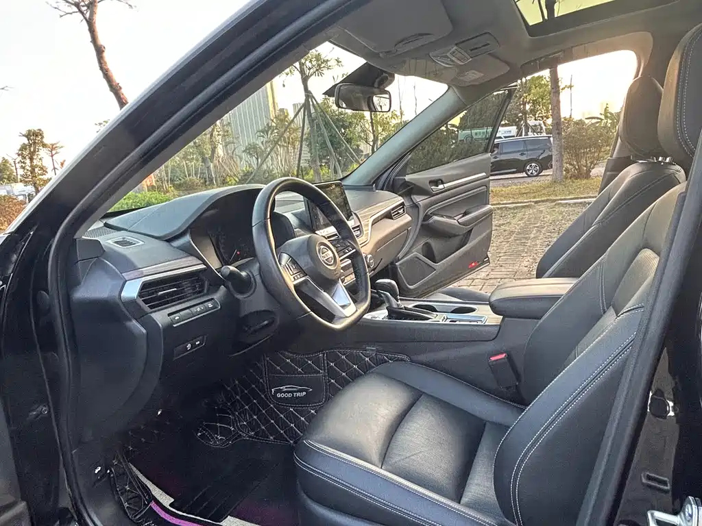NISSAN TEANA 2022