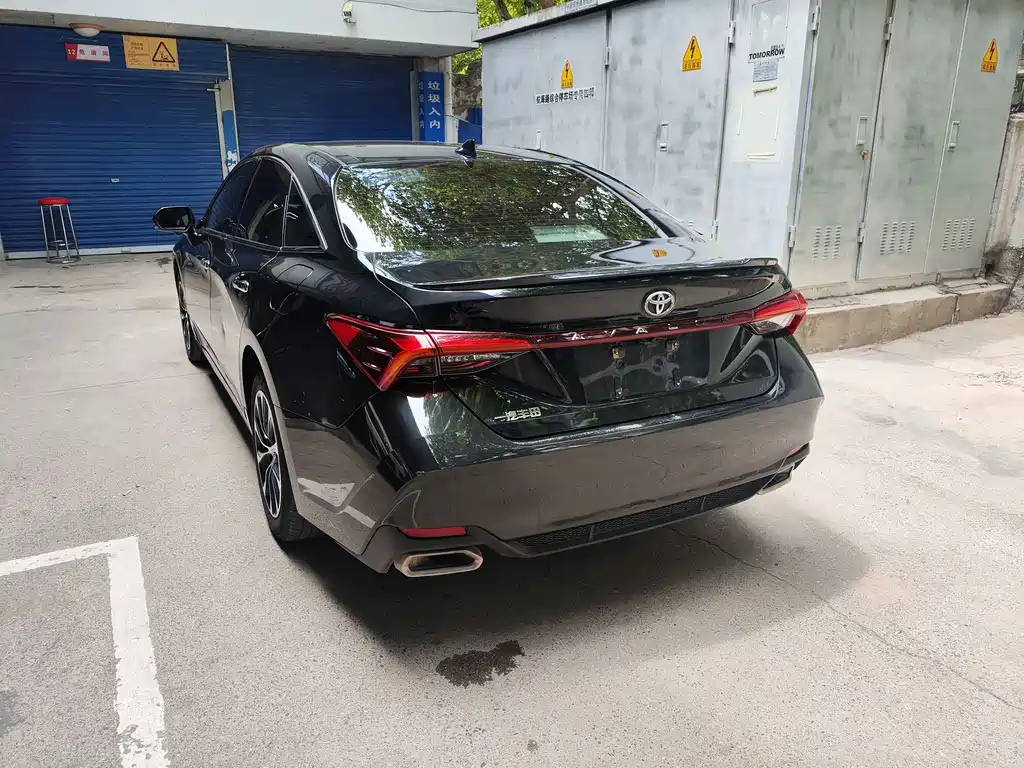 TOYOTA AVALON 2022