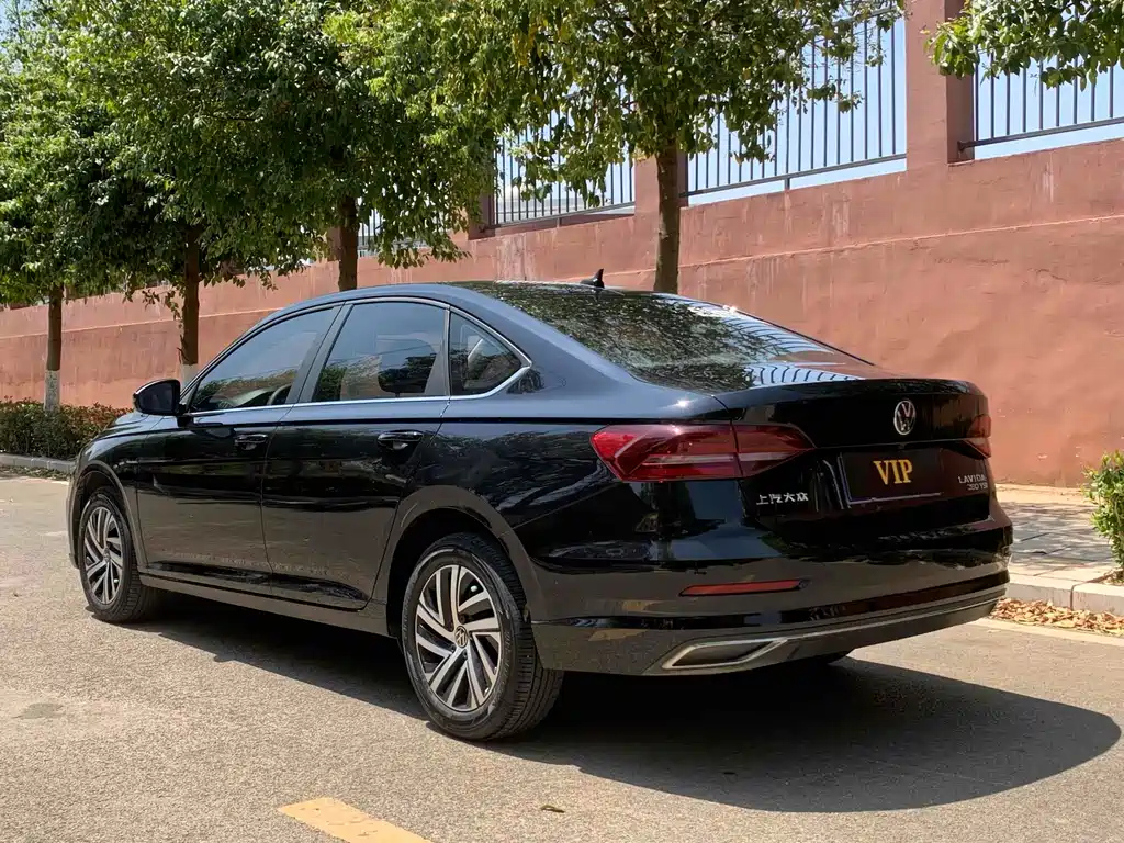 VOLKSWAGEN LAVIDA 2022