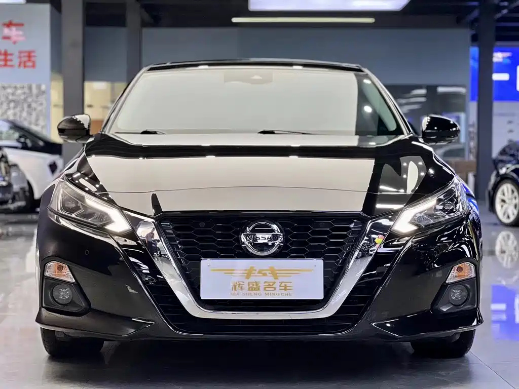 NISSAN TEANA 2021