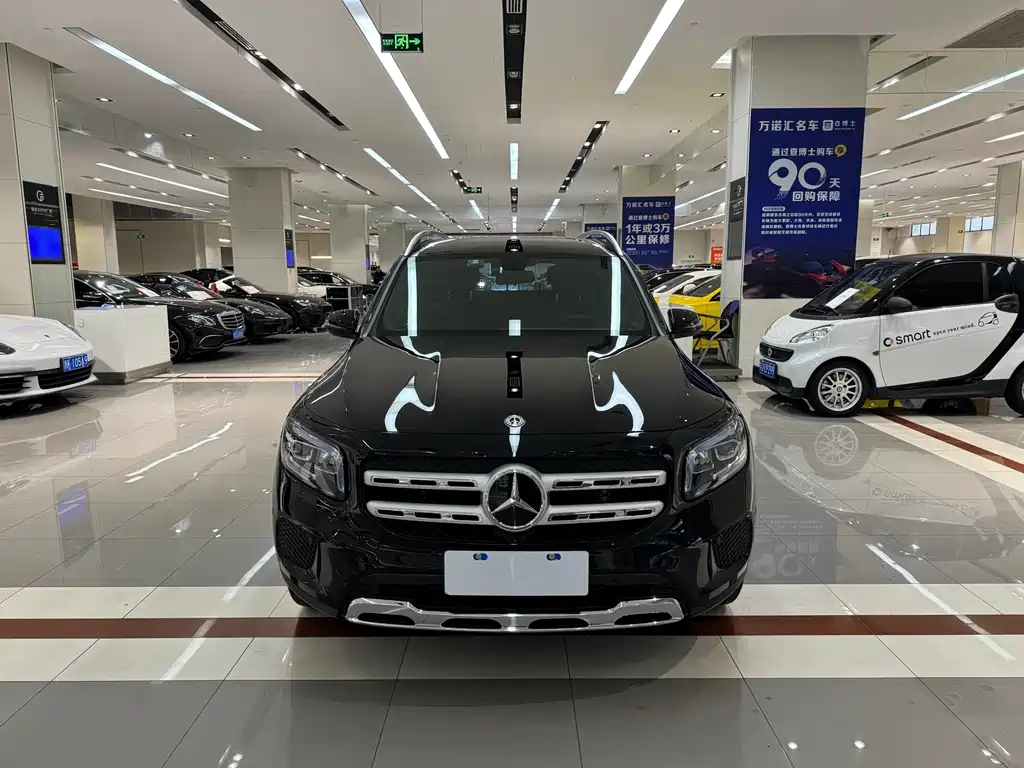 MERCEDES BENZ GLB 2021