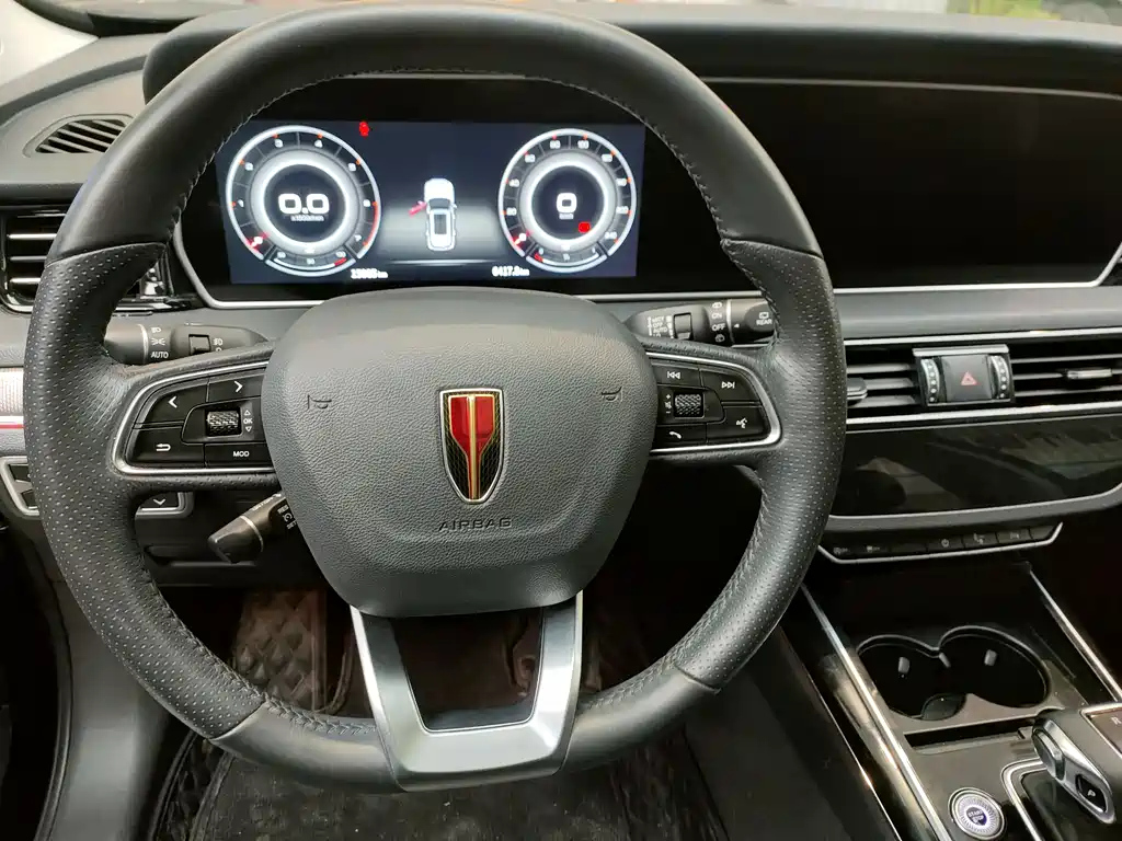HONGQI HS5 2022