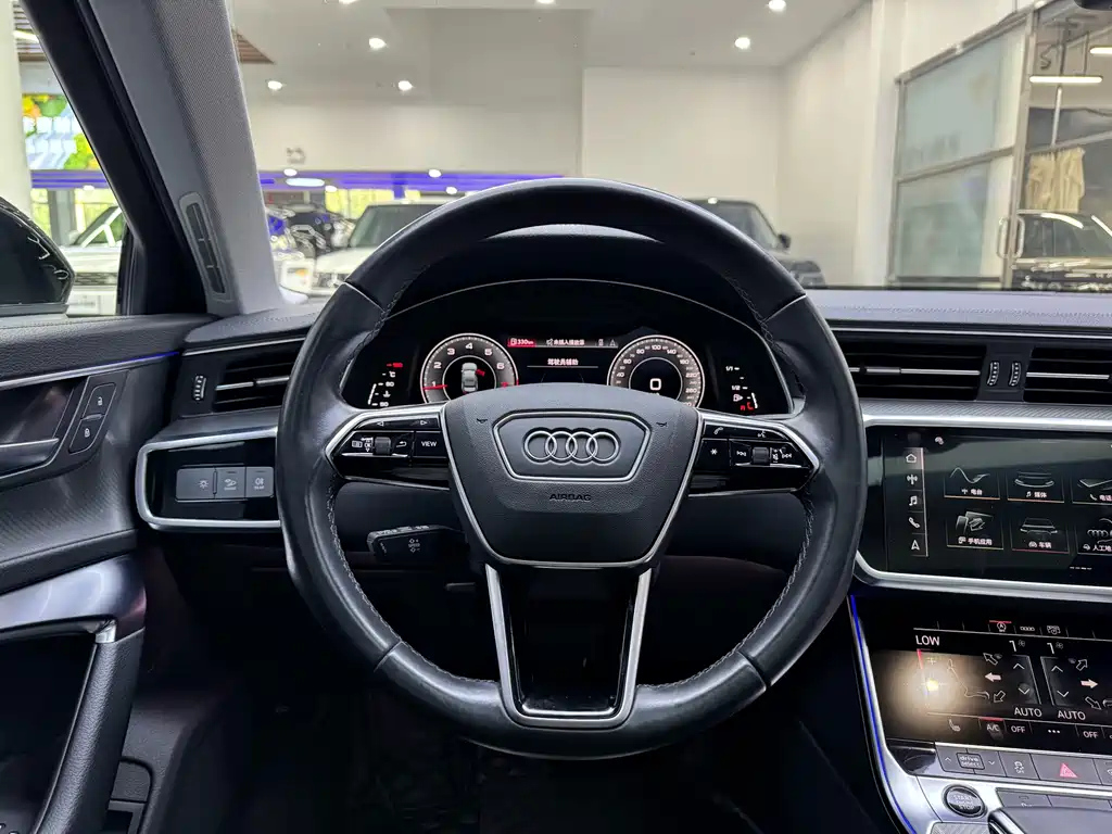 AUDI A6L 2022