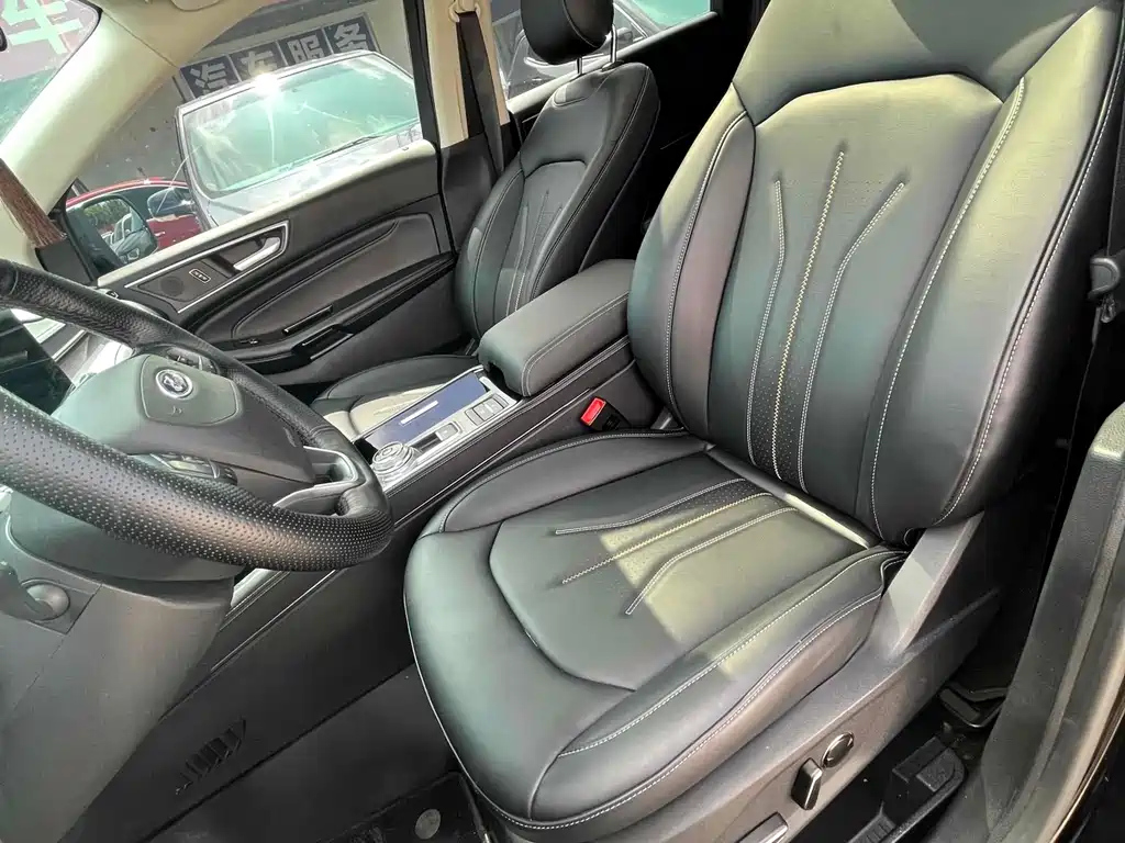 FORD EDGE 2022