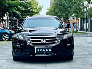 HONDA CROSSTOUR 2011
