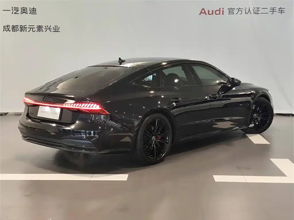 AUDI A7 2021