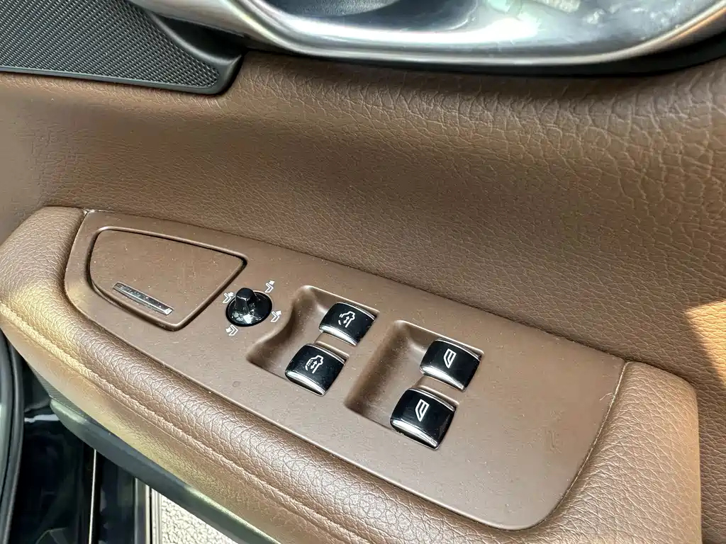 VOLVO S90 2020