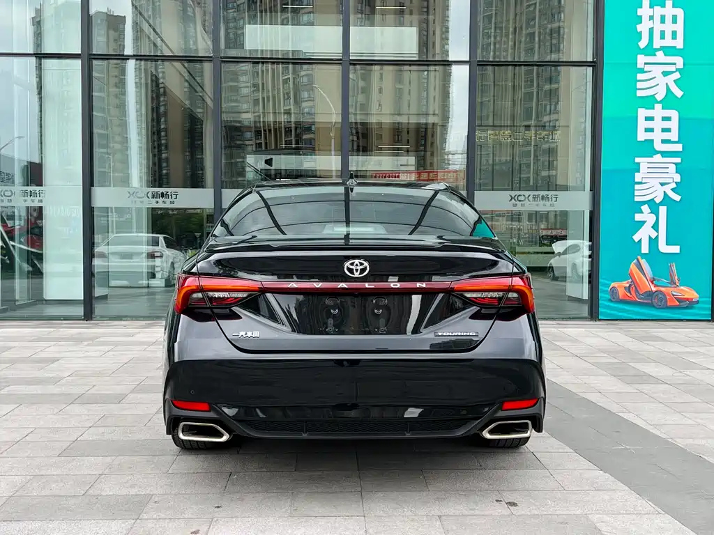 TOYOTA AVALON 2020