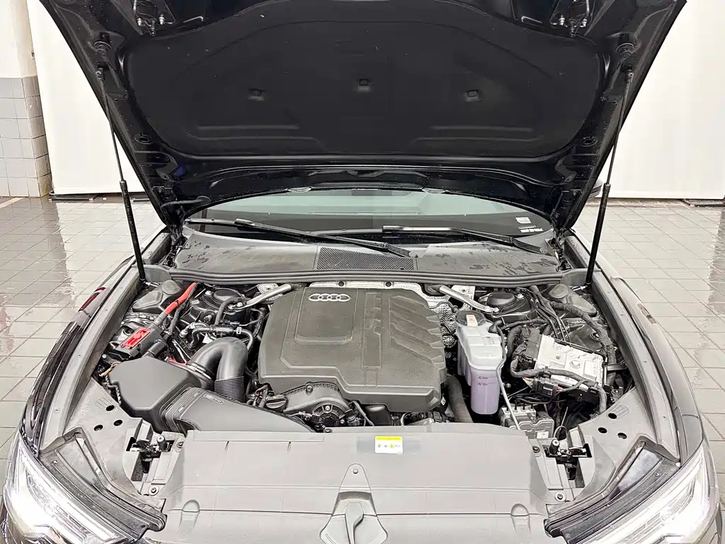 AUDI A6L 2023