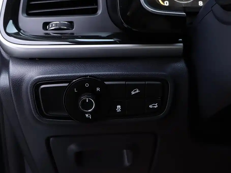 TRUMPCHI M8 2022
