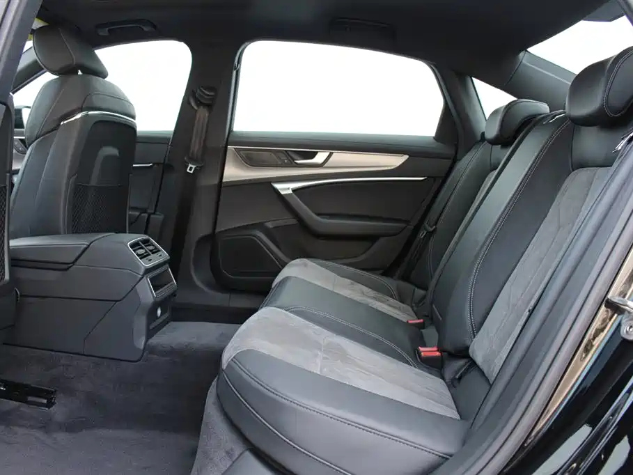 AUDI A6L 2021
