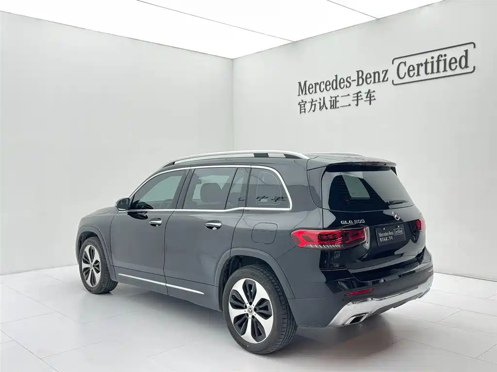 MERCEDES BENZ GLB 2021