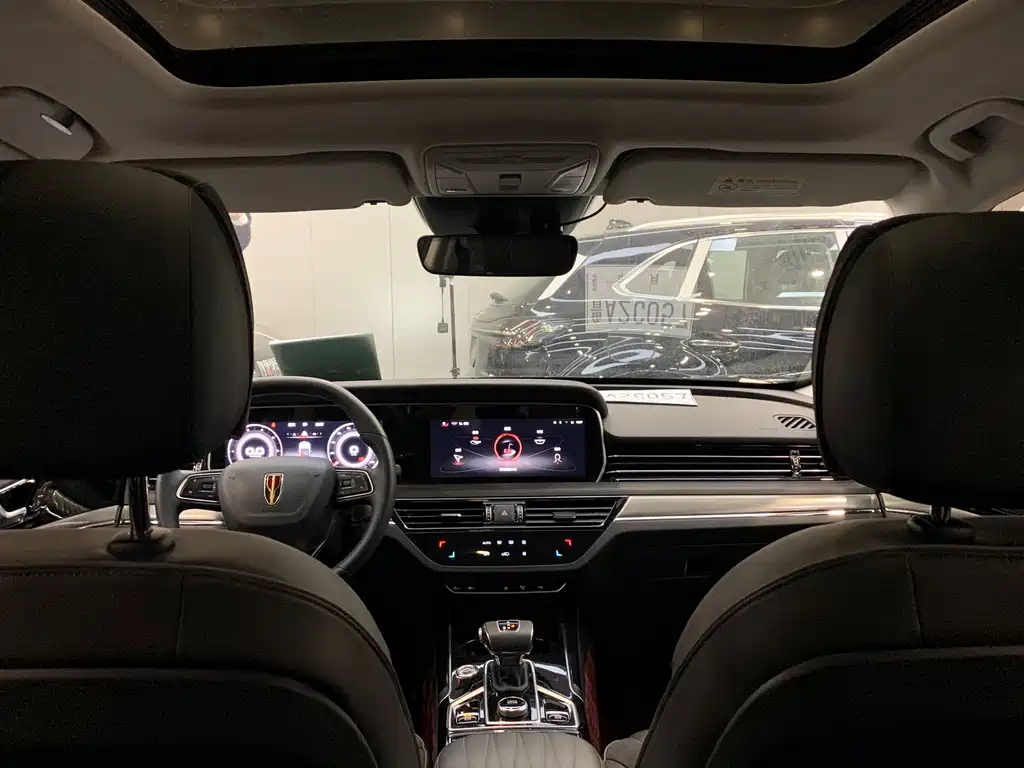 HONGQI HS5 2023
