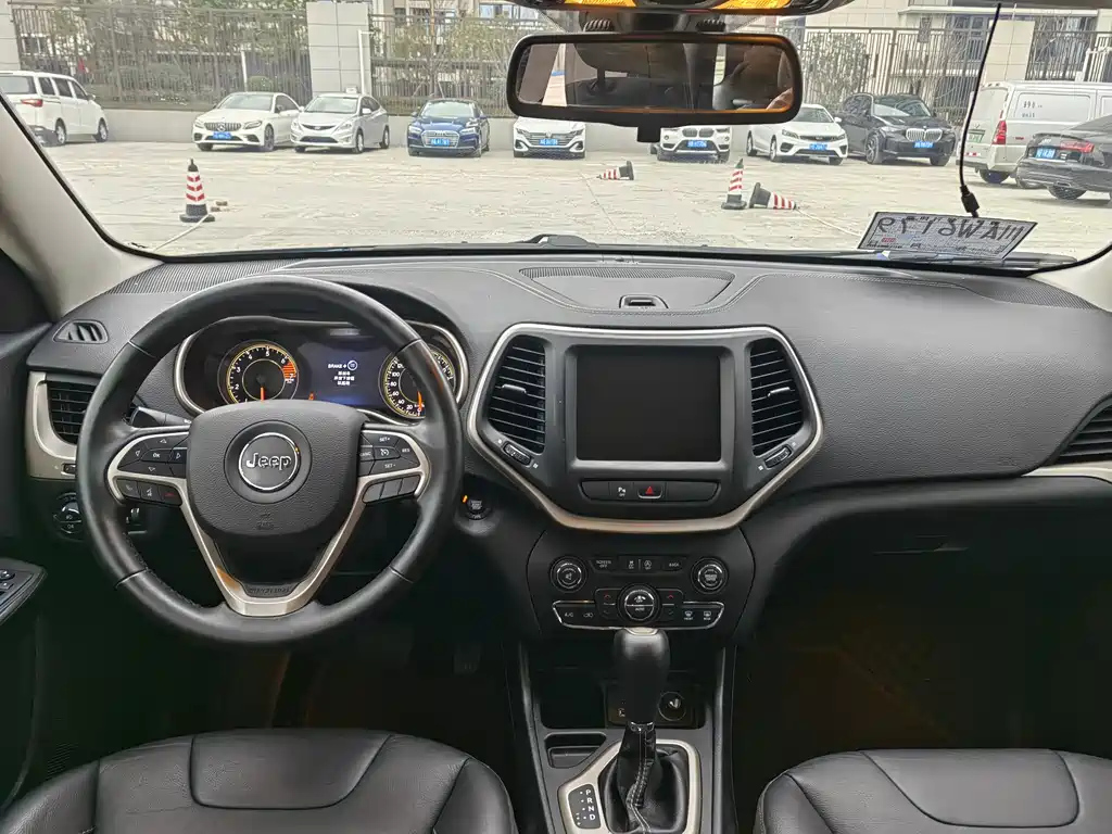 JEEP CHEROKEE 2017