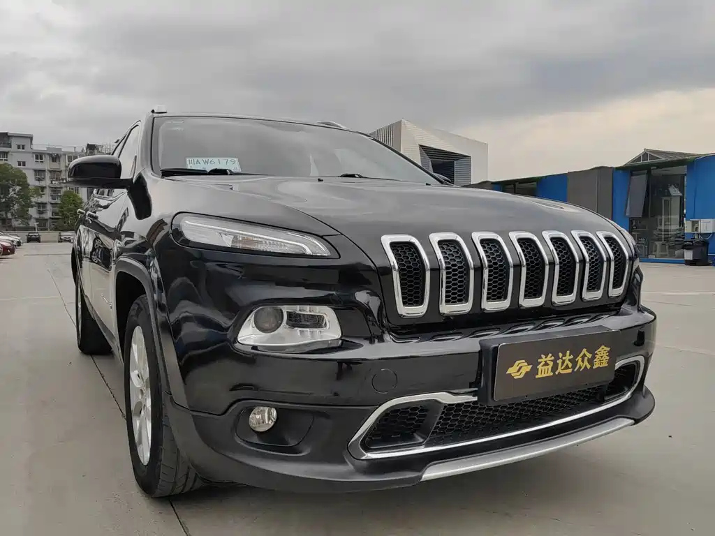JEEP CHEROKEE 2017