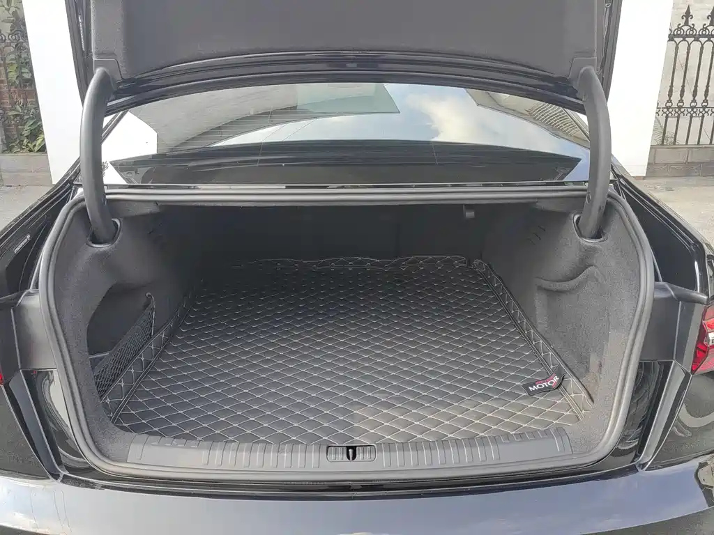 AUDI A6L 2022