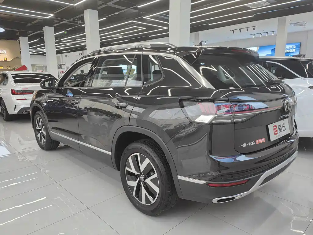 VOLKSWAGEN TAYRON 2024
