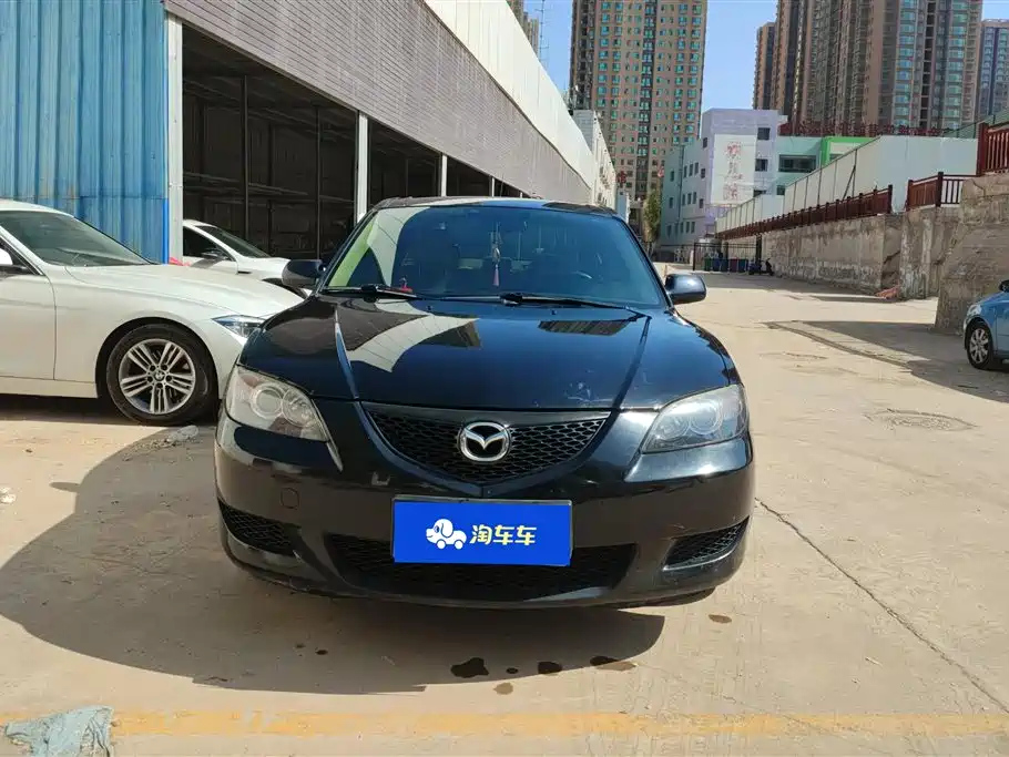 MAZDA 3 2010