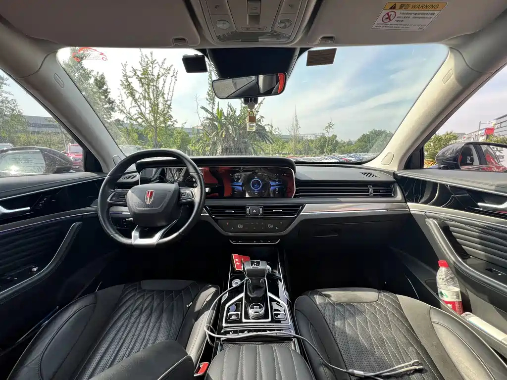 HONGQI HS5 2022