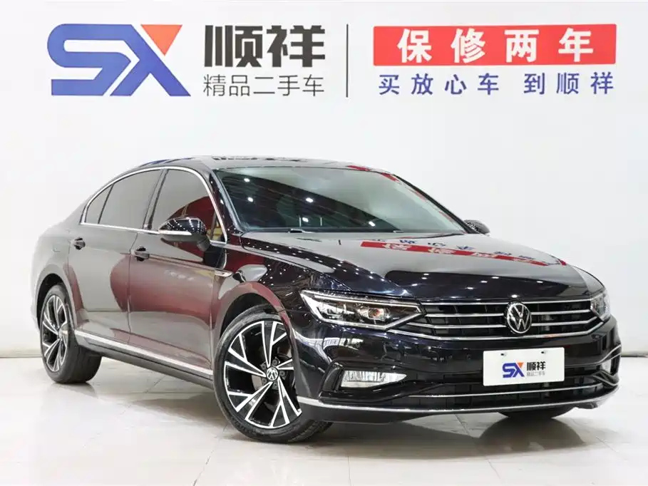 VOLKSWAGEN MAGOTAN 2021