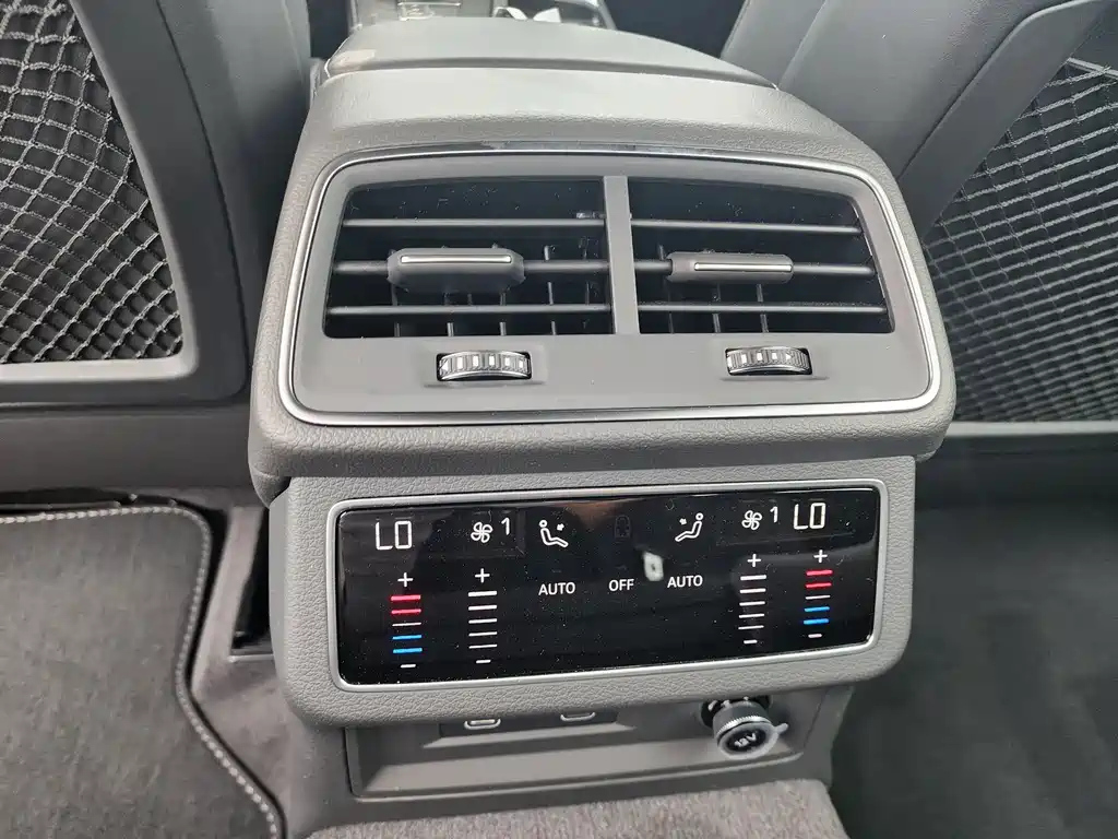 AUDI A6L 2024