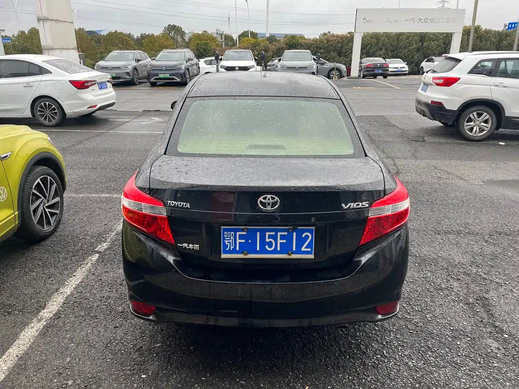 TOYOTA VIOS 2015