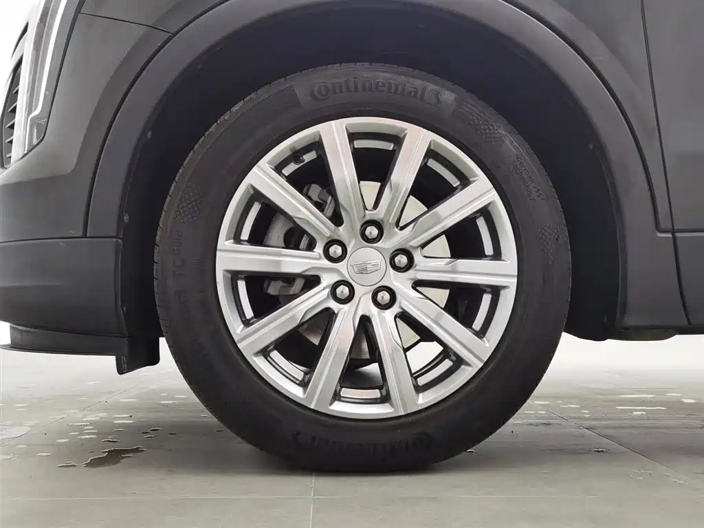 CADILLAC XT4 2021