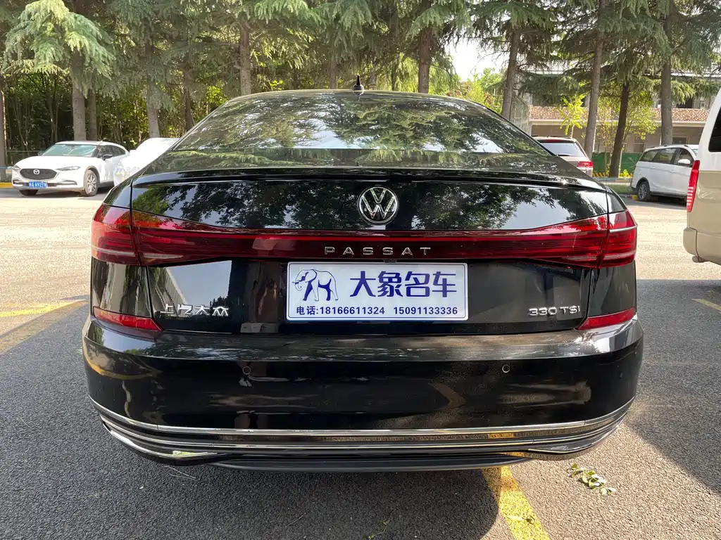VOLKSWAGEN PASSAT 2022