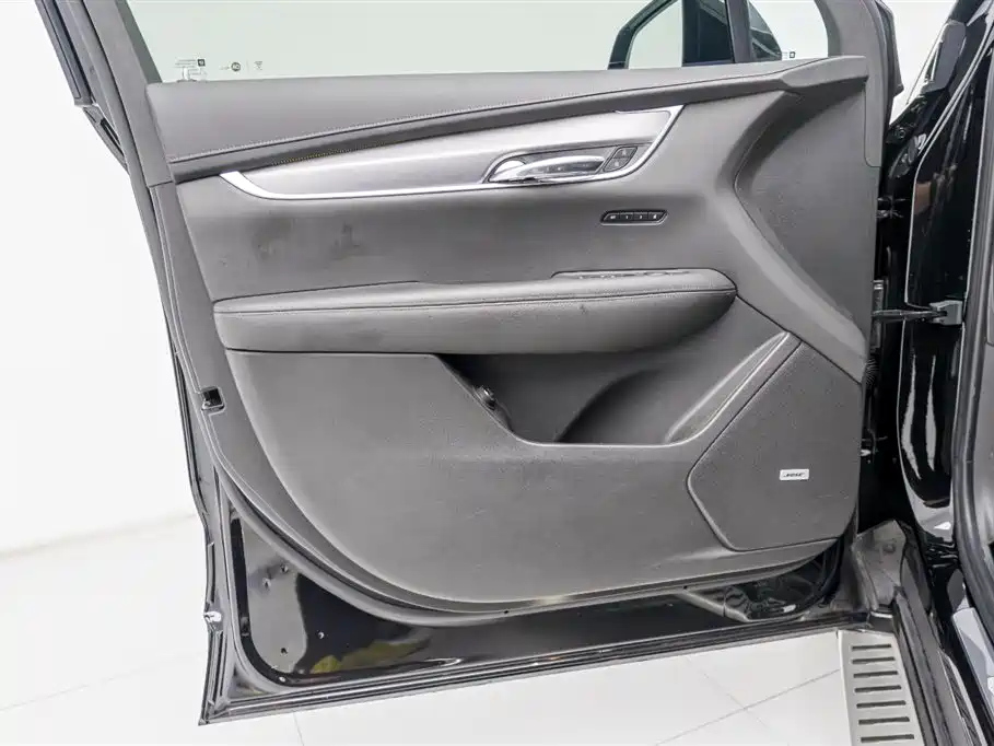 CADILLAC XT6 2020