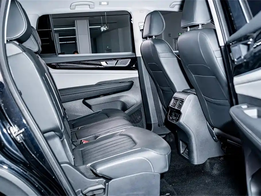 VOLKSWAGEN TOURAN 2022