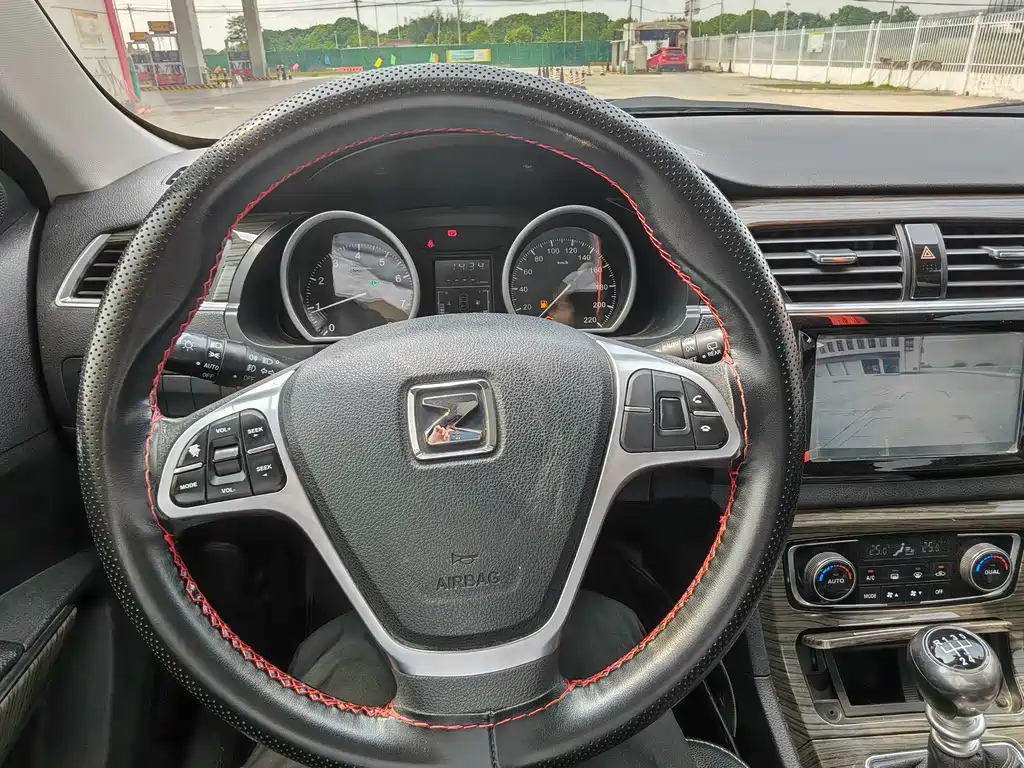 ZOTYE T600 2015