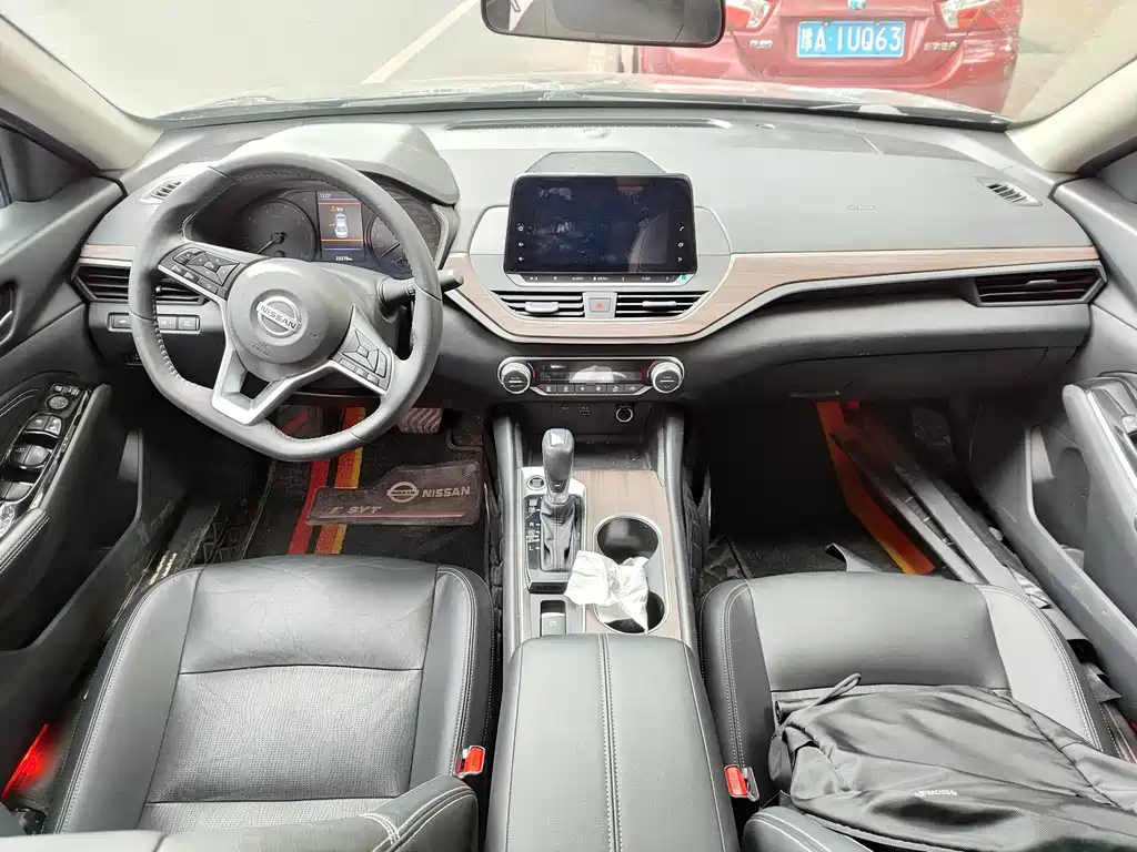 NISSAN TEANA 2022