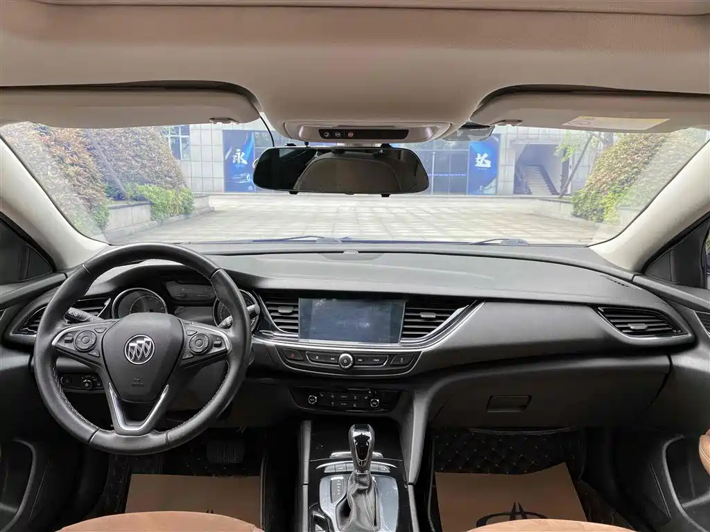 BUICK REGAL 2020