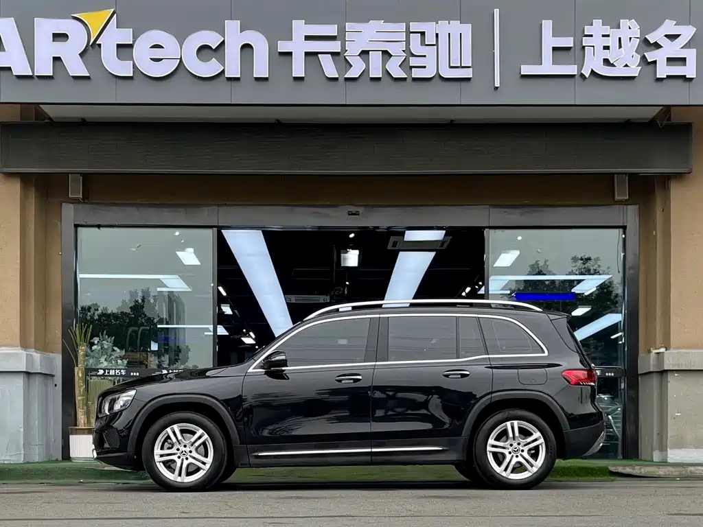 MERCEDES BENZ GLB 2022