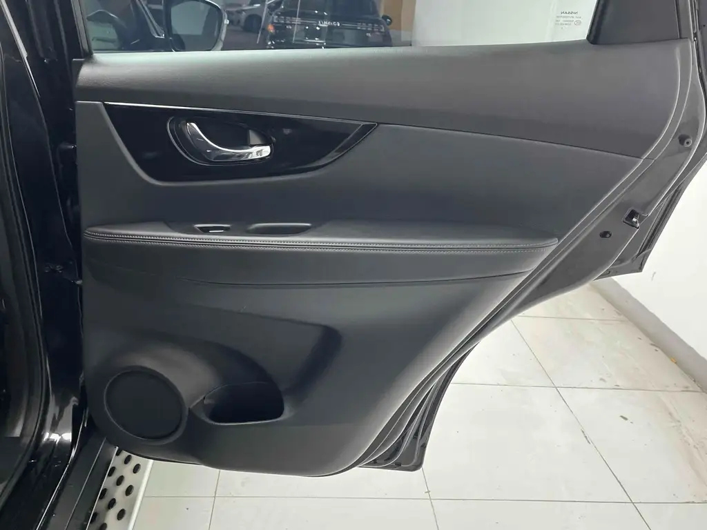 NISSAN X-TRAIL 2020