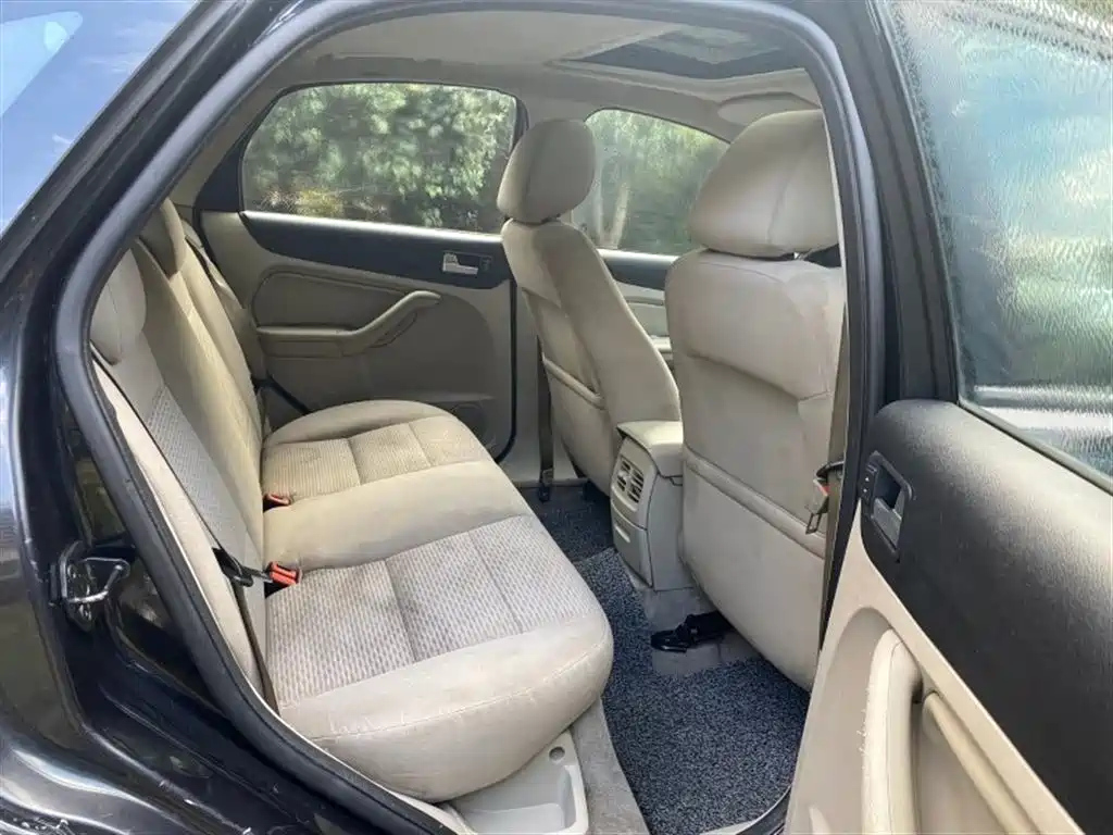 FORD FOCUS 2009