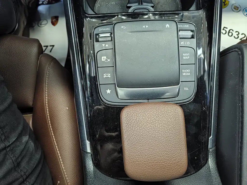 MERCEDES BENZ GLB 2020