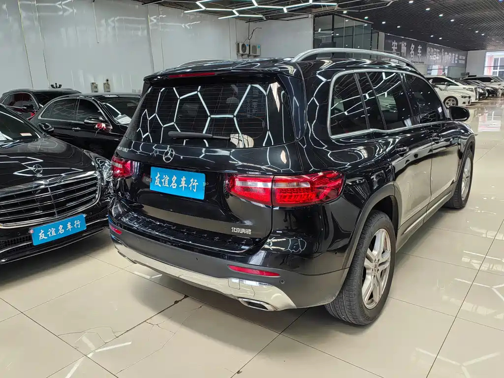 MERCEDES BENZ GLB 2020