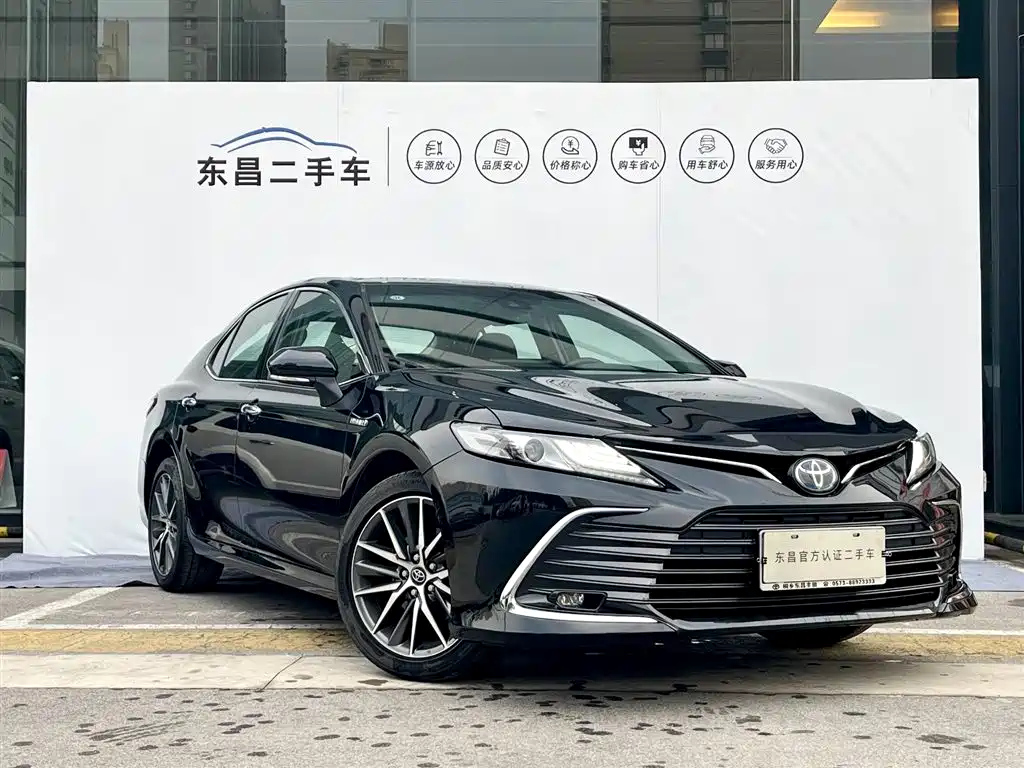 TOYOTA CAMRY 2021