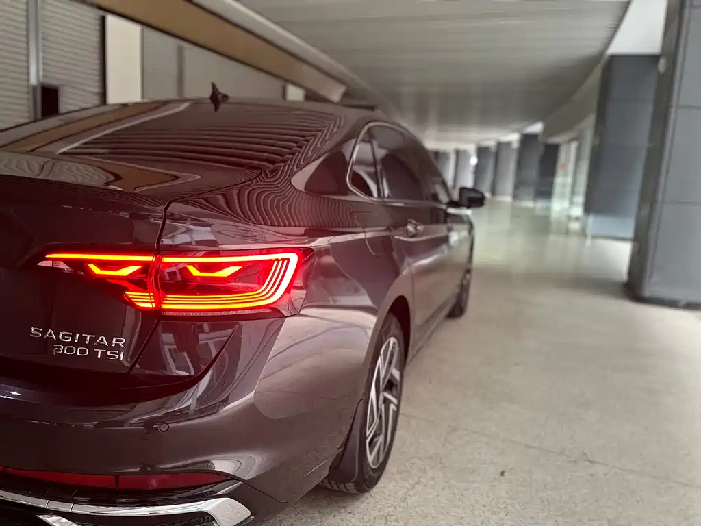 VOLKSWAGEN SAGITAR 2023
