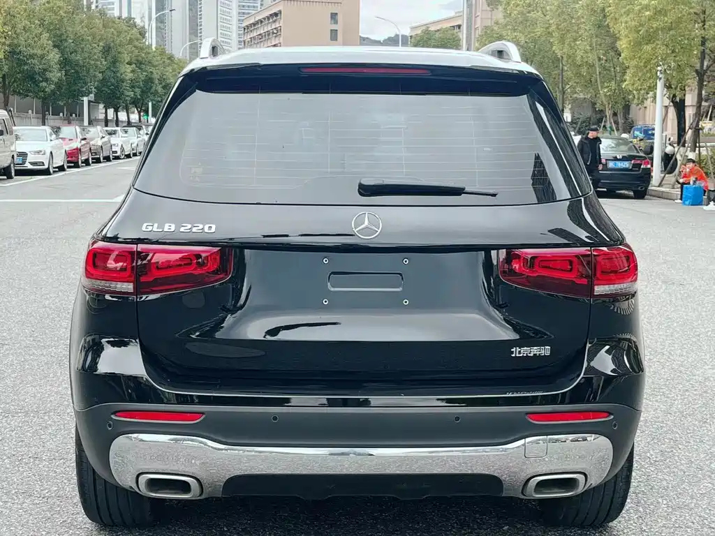MERCEDES BENZ GLB 2022