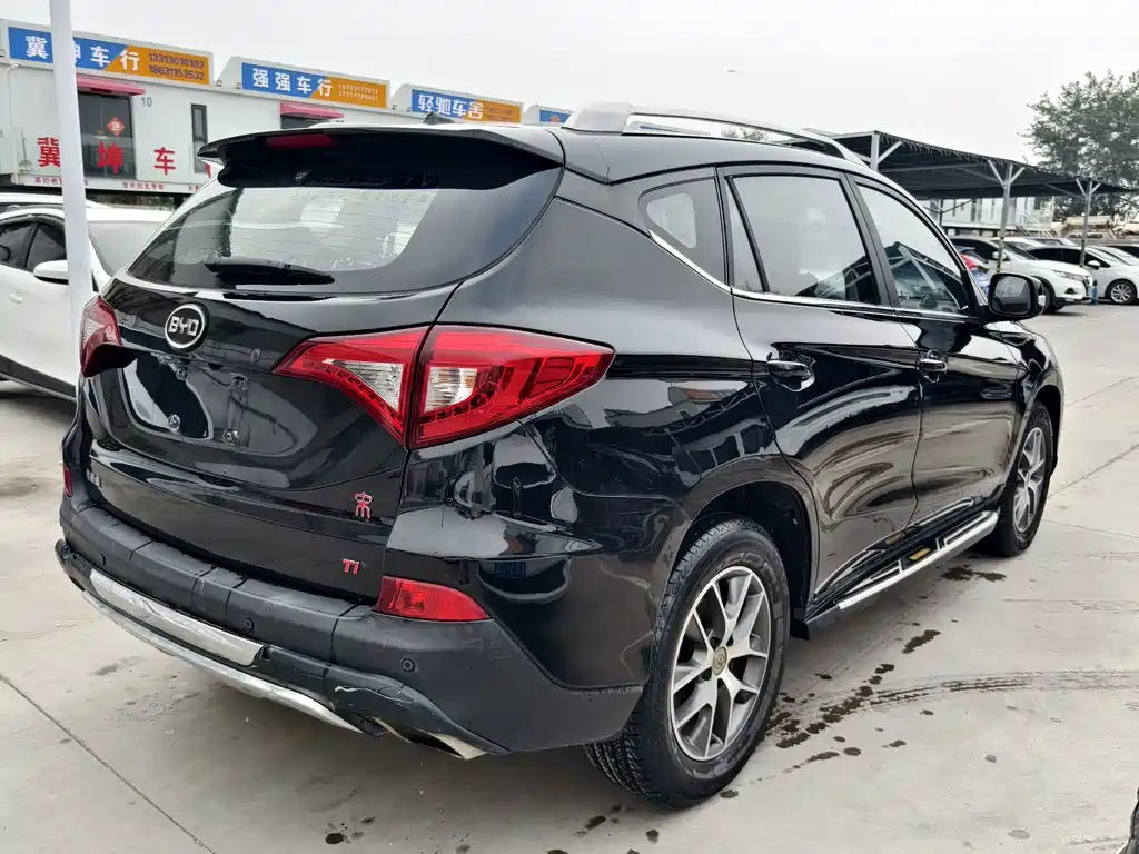 BYD SONG 2016