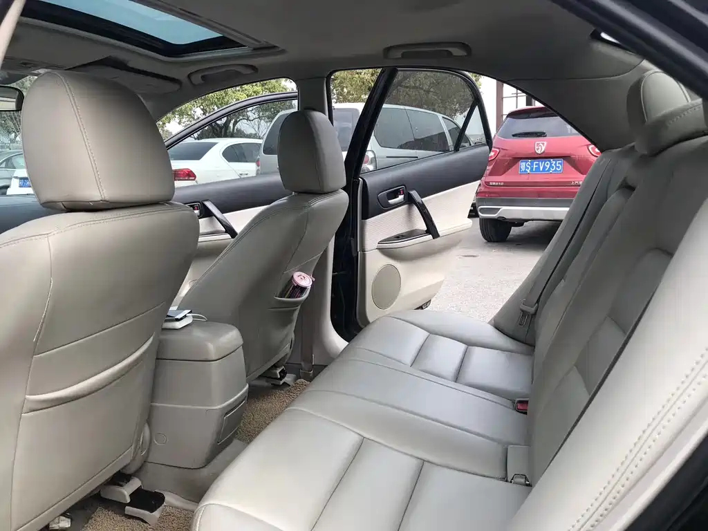 MAZDA 6 2011