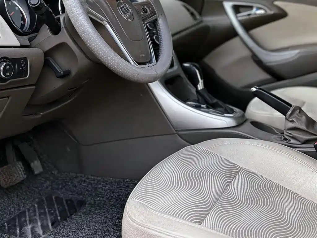 BUICK EXCELLE 2014