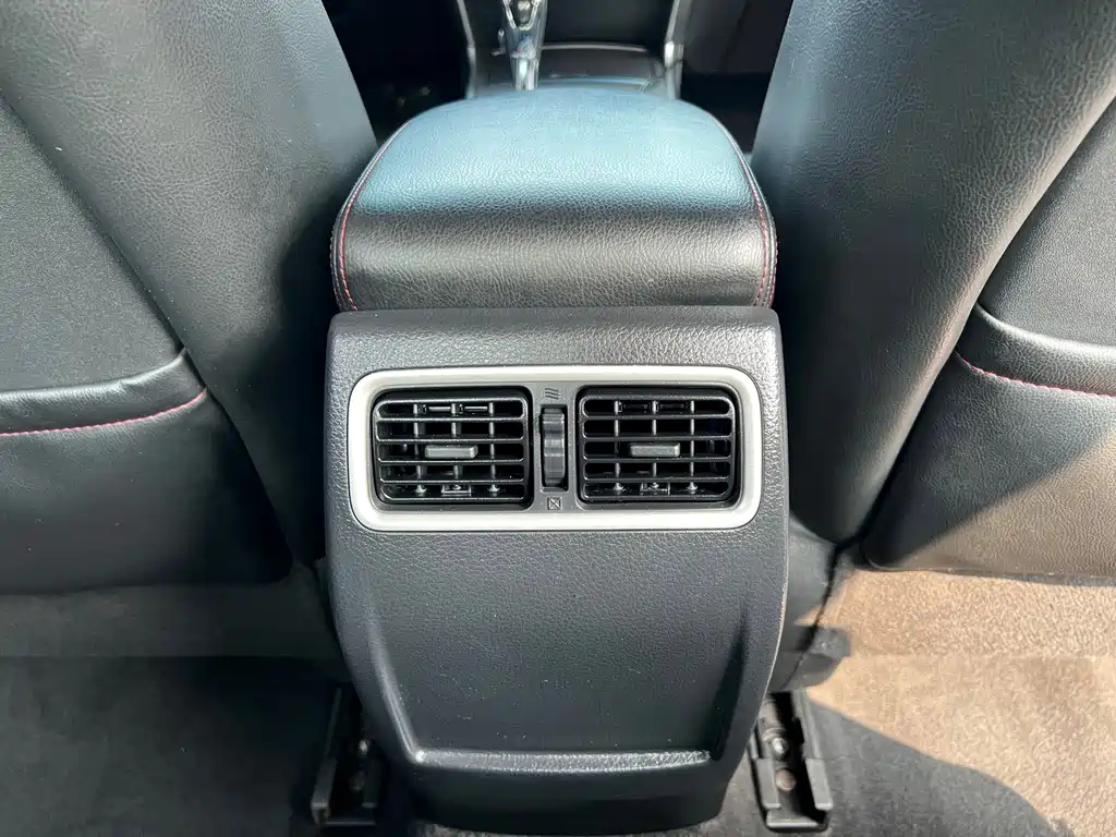 NISSAN TEANA 2018