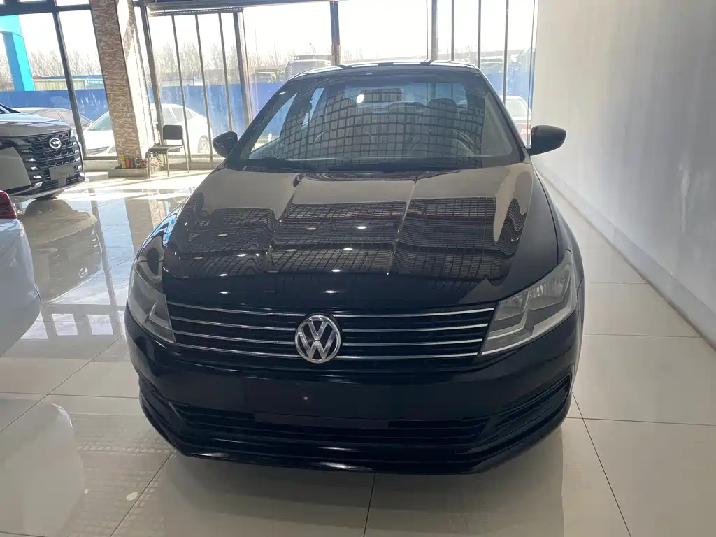 VOLKSWAGEN LAVIDA 2017