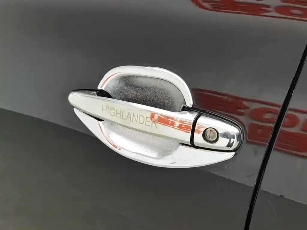 TOYOTA HIGHLANDER 2015