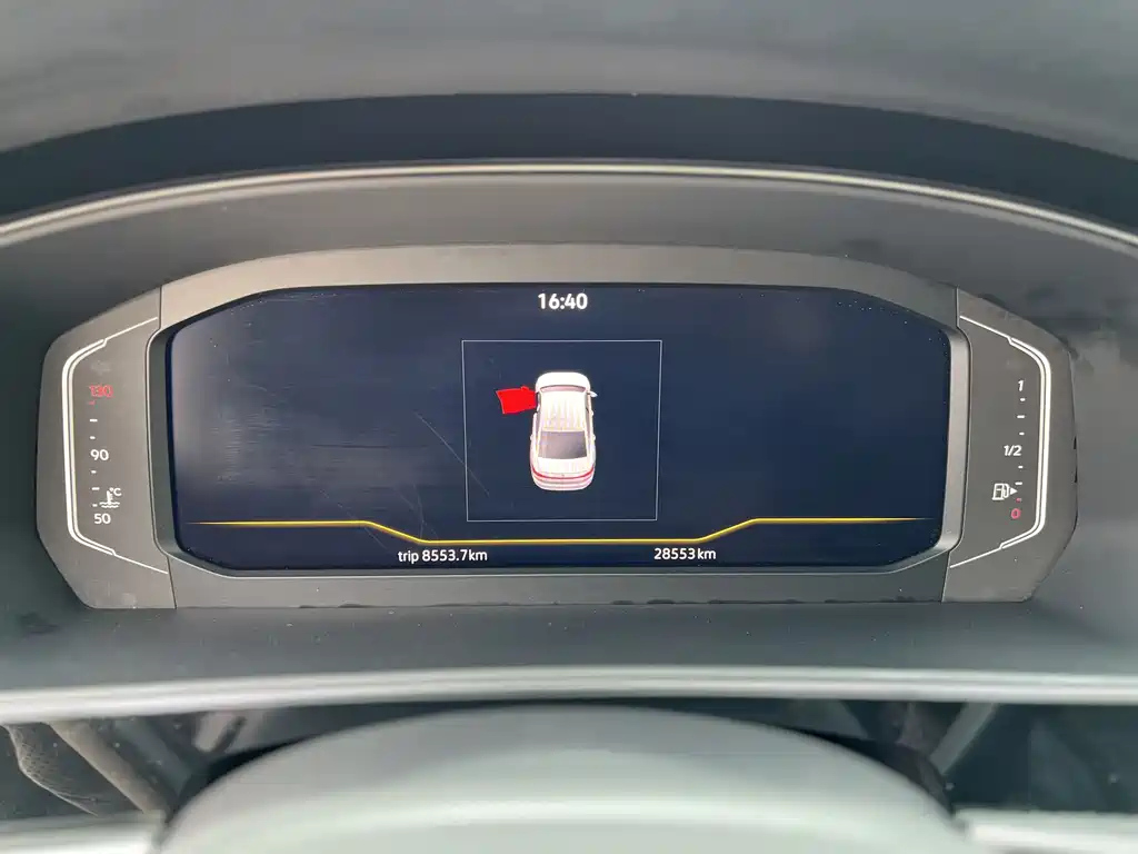 VOLKSWAGEN PASSAT 2022